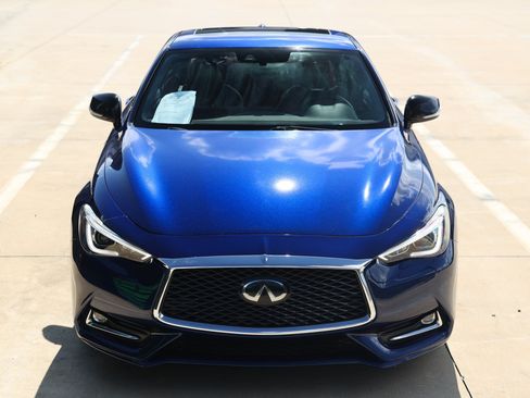 Used 2019 INFINITI Q60 Red Sport 400 RWD image 23