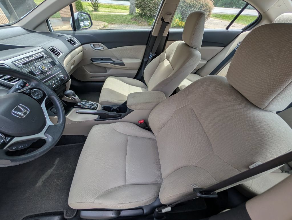 Used 2013 Honda Civic LX image 6