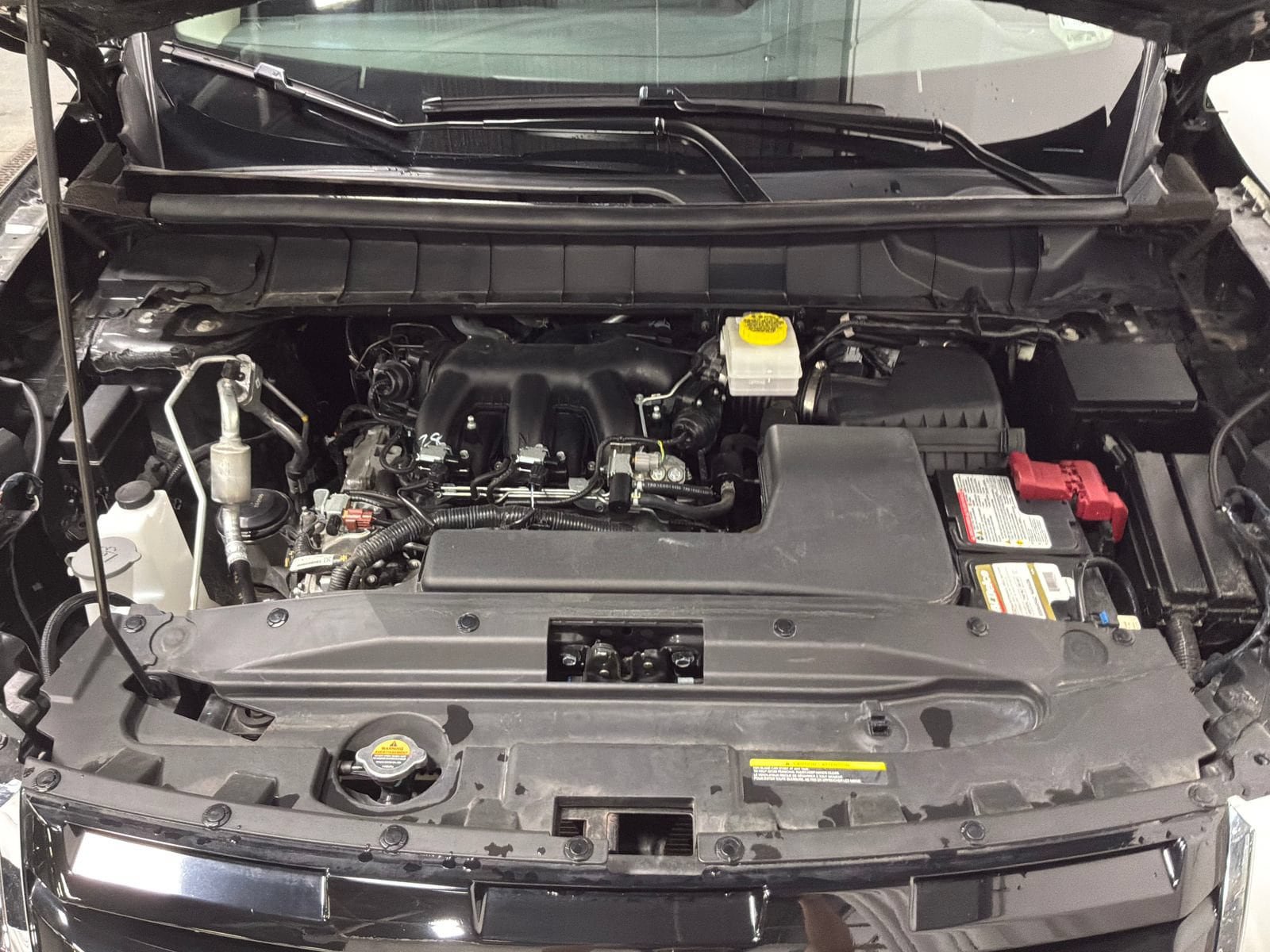 Used 2025 Nissan Pathfinder SL AWD/4WD image 12