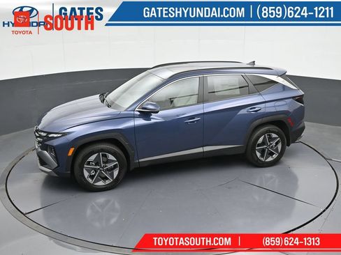 Used 2025 Hyundai Tucson SEL AWD/4WD image 43