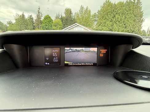 Used 2014 Subaru Crosstrek Touring w/ Popular Package #2 AWD/4WD image 18