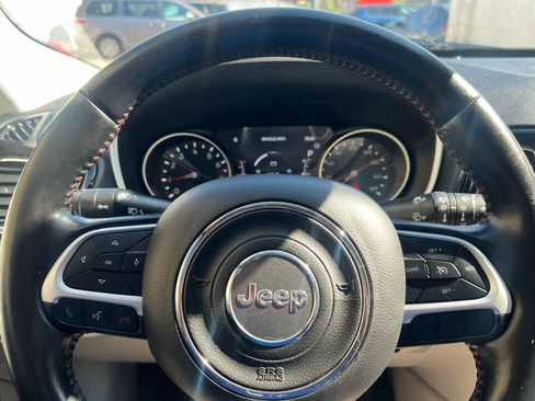Used 2020 Jeep Compass Limited FWD image 14
