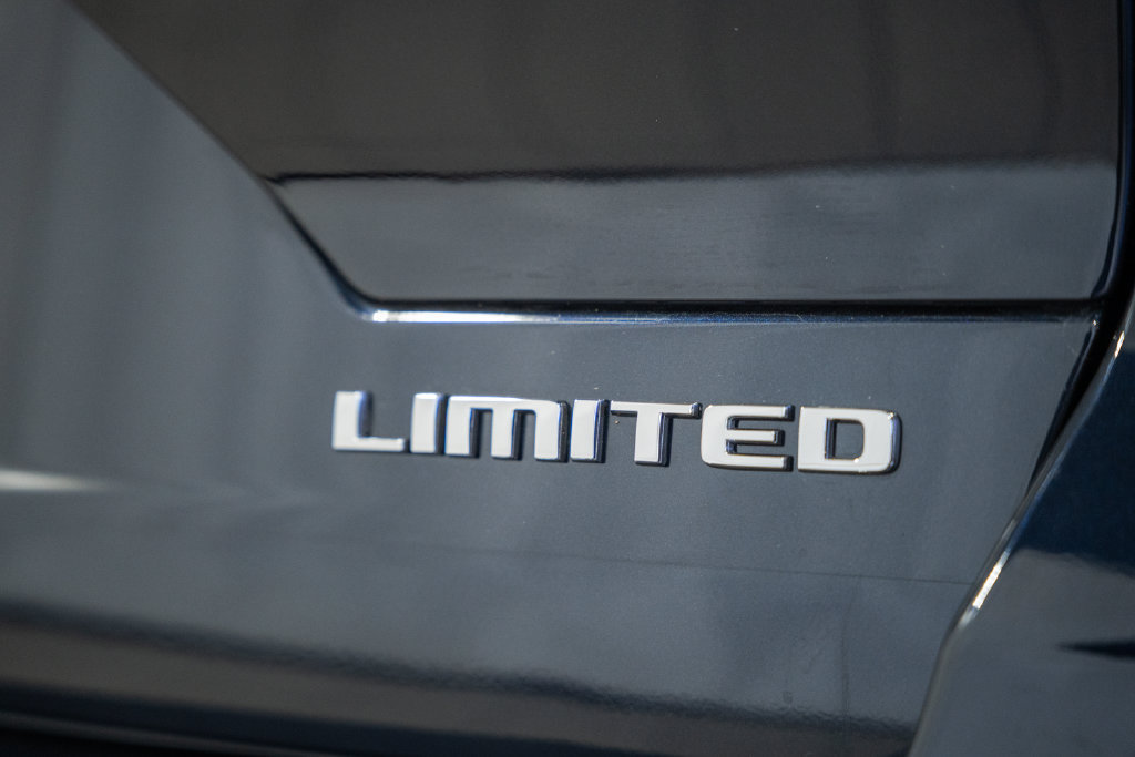 Certified 2023 Jeep Grand Cherokee Limited AWD/4WD image 8