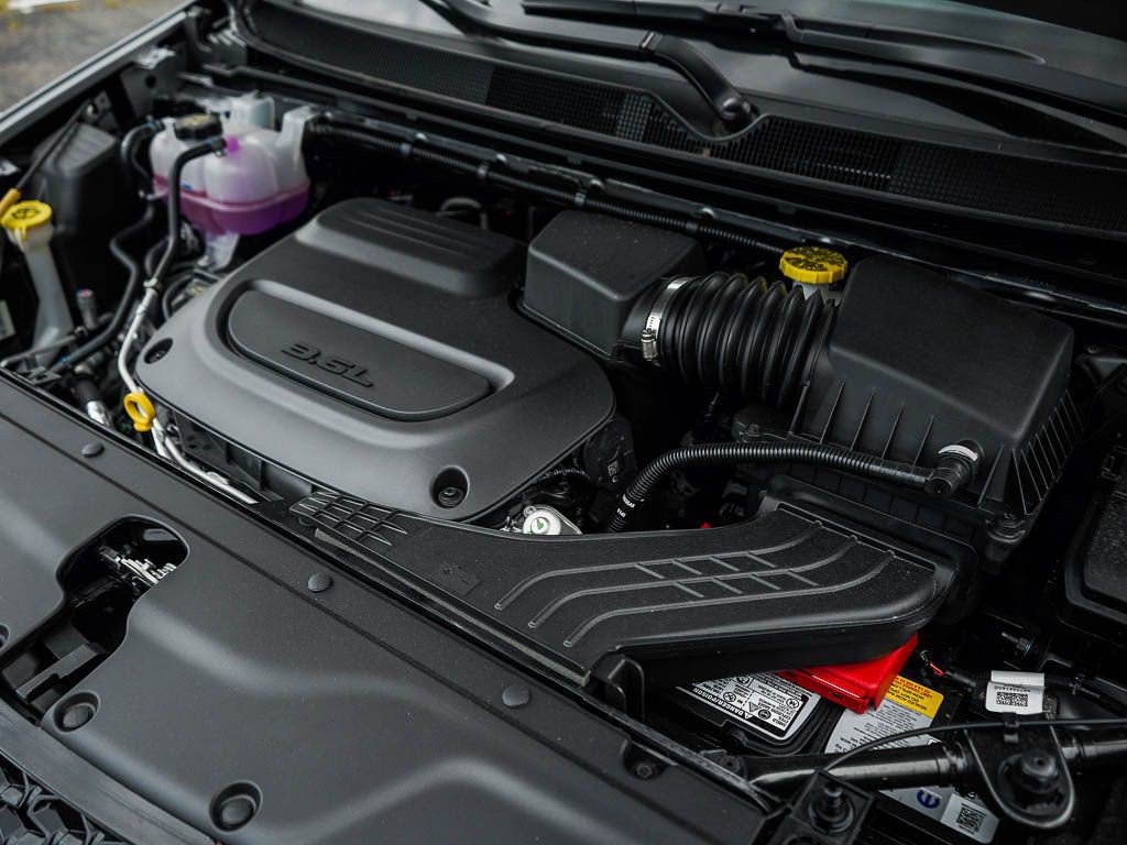 New 2026 Chrysler Pacifica Select AWD/4WD image 7
