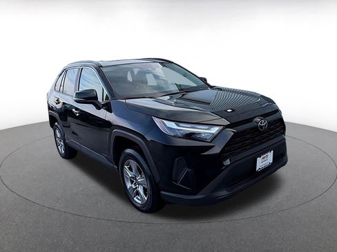 Used 2025 Toyota RAV4 XLE w/ Convenience Package image 1