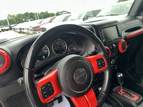 Used 2017 Jeep Wrangler Unlimited Sport AWD/4WD image 14