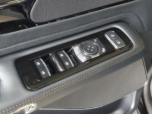 New 2026 Lincoln Aviator AWD image 10