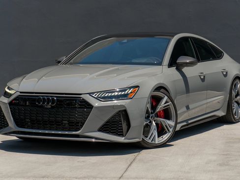 Used 2021 Audi RS 7 Sportback AWD/4WD image 3