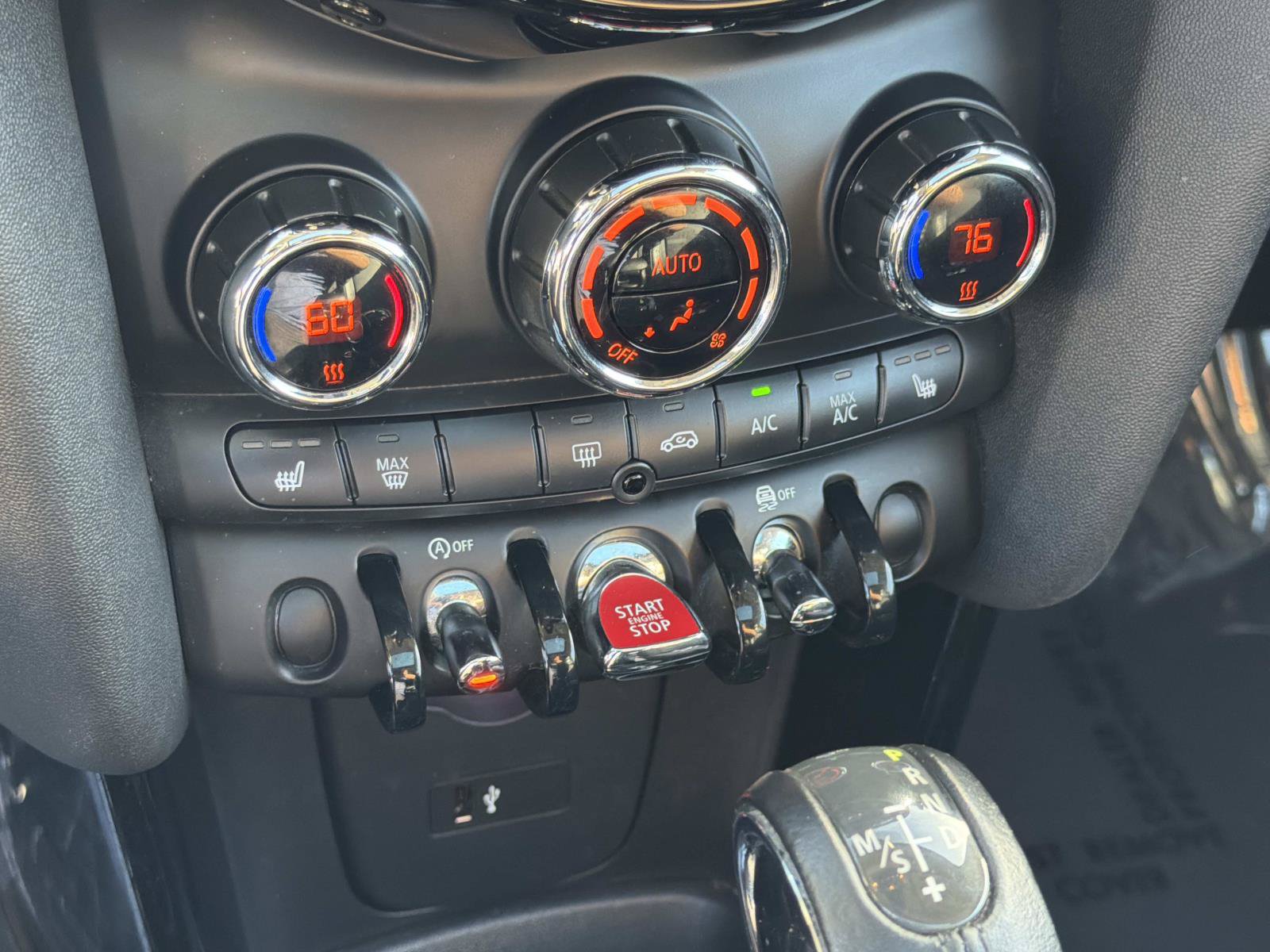 Used 2019 MINI Cooper 2-Door Hardtop FWD image 19
