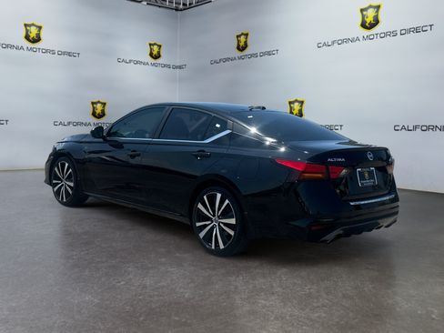 Used 2021 Nissan Altima 2.5 SR FWD image 3