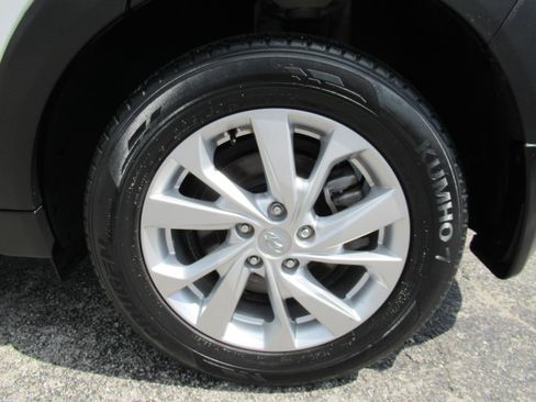 Used 2020 Hyundai Tucson SE FWD image 9