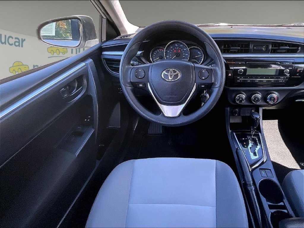 Used 2015 Toyota Corolla L FWD image 17