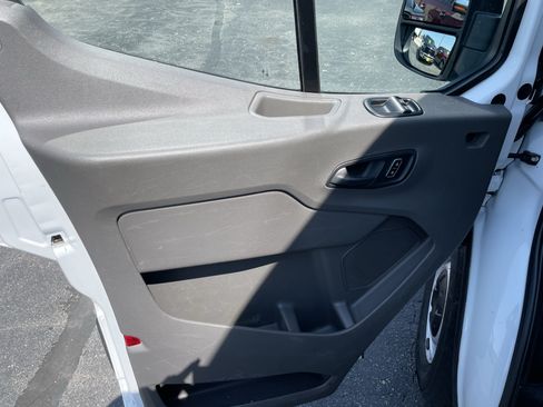 Used 2024 Ford Transit 250 148 High Roof Extended w/ Load Area Protection Package RWD image 14