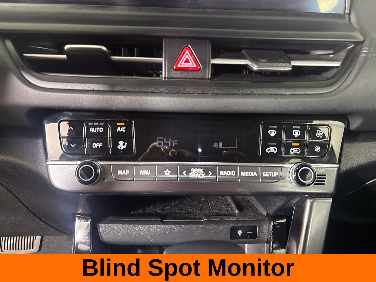 Used 2024 Kia Seltos EX AWD/4WD image 20