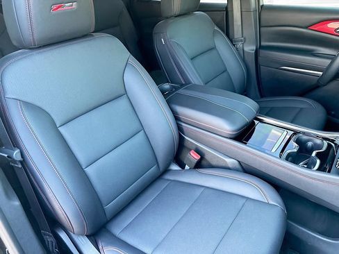 Used 2026 Chevrolet Traverse Z71 w/ Driver Confidence Package AWD/4WD image 29