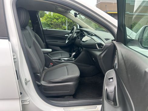 Used 2022 Buick Encore GX Select w/ Safety Package II AWD/4WD image 33