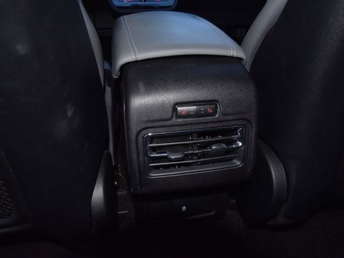 Certified 2022 Lincoln Corsair FWD w/ Premium Package image 18