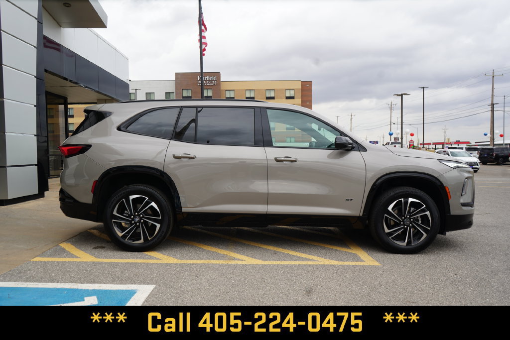 Used 2026 Buick Enclave Sport Touring FWD image 9
