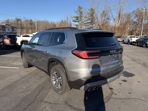 New 2026 GMC Acadia Elevation image 3