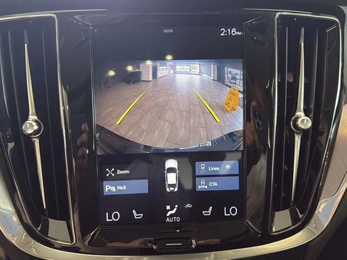 Used 2020 Volvo S60 T5 Momentum FWD image 20