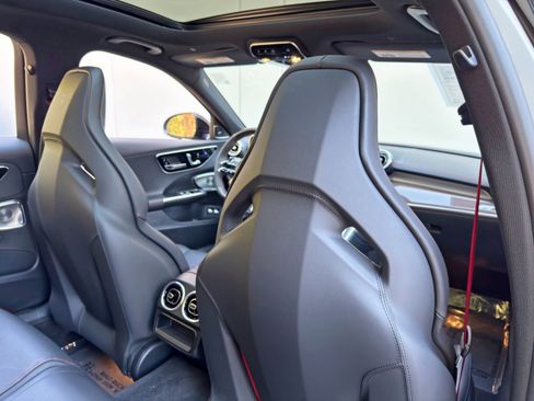 Used 2024 Mercedes-Benz C 63 AMG S image 44