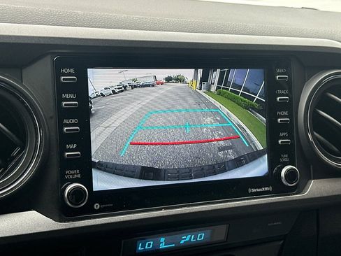 Used 2023 Toyota Tacoma TRD Off-Road image 24