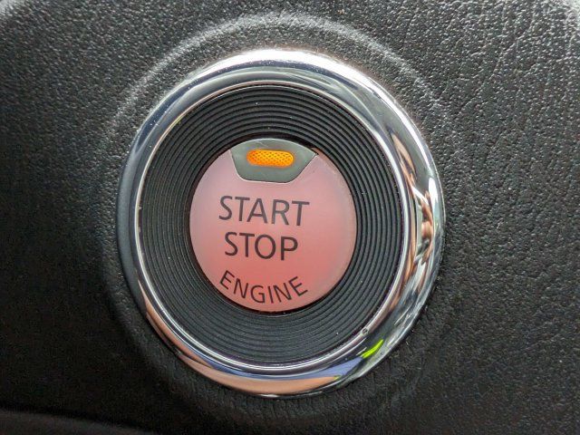 Used 2019 Nissan Pathfinder SL FWD image 32