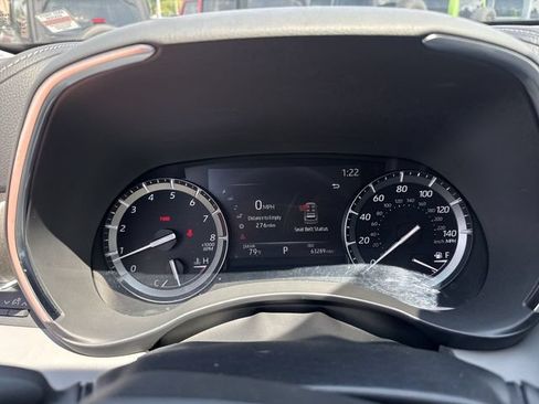 Used 2021 Toyota Highlander Limited AWD/4WD image 18