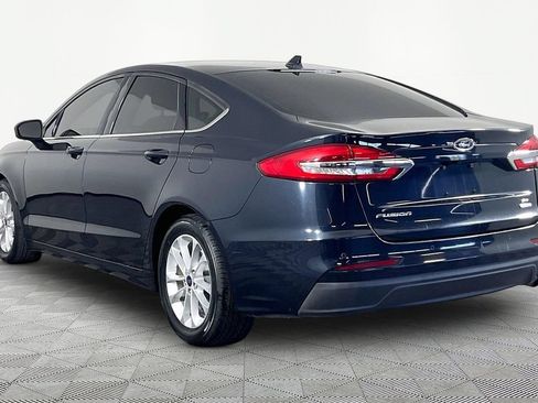 Used 2020 Ford Fusion SE FWD image 4