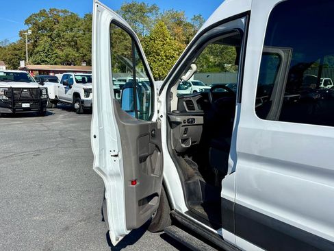 Used 2021 Ford Transit 350 XLT RWD image 14