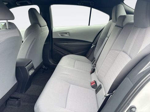 Used 2026 Toyota Corolla SE FWD image 24