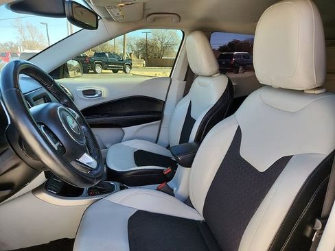 Used 2020 Jeep Compass Latitude w/ Popular Equipment Group image 12