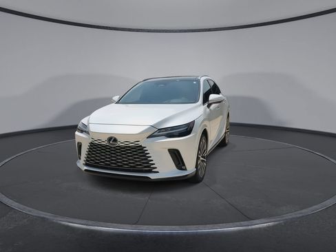 Used 2023 Lexus RX 350 Premium Plus w/ Cold Area Package FWD image 4