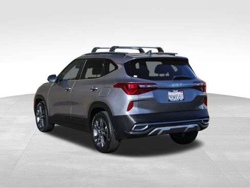 Used 2023 Kia Seltos S image 9