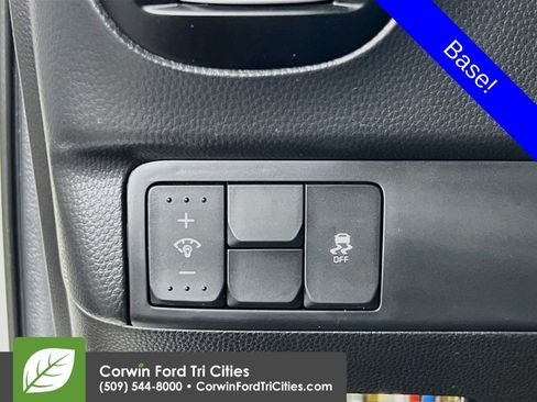 Used 2015 Kia Soul FWD image 19