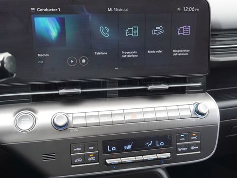Used 2025 Hyundai Kona SEL FWD image 22