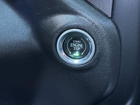 Used 2021 GMC Sierra 1500 AT4 w/ AT4 Premium Package image 23