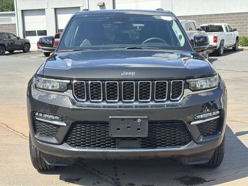 Used 2023 Jeep Grand Cherokee Limited AWD/4WD image 7