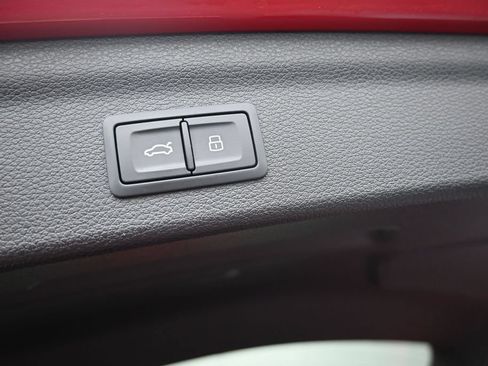 Used 2024 Audi Q3 2.0T Premium AWD/4WD image 19