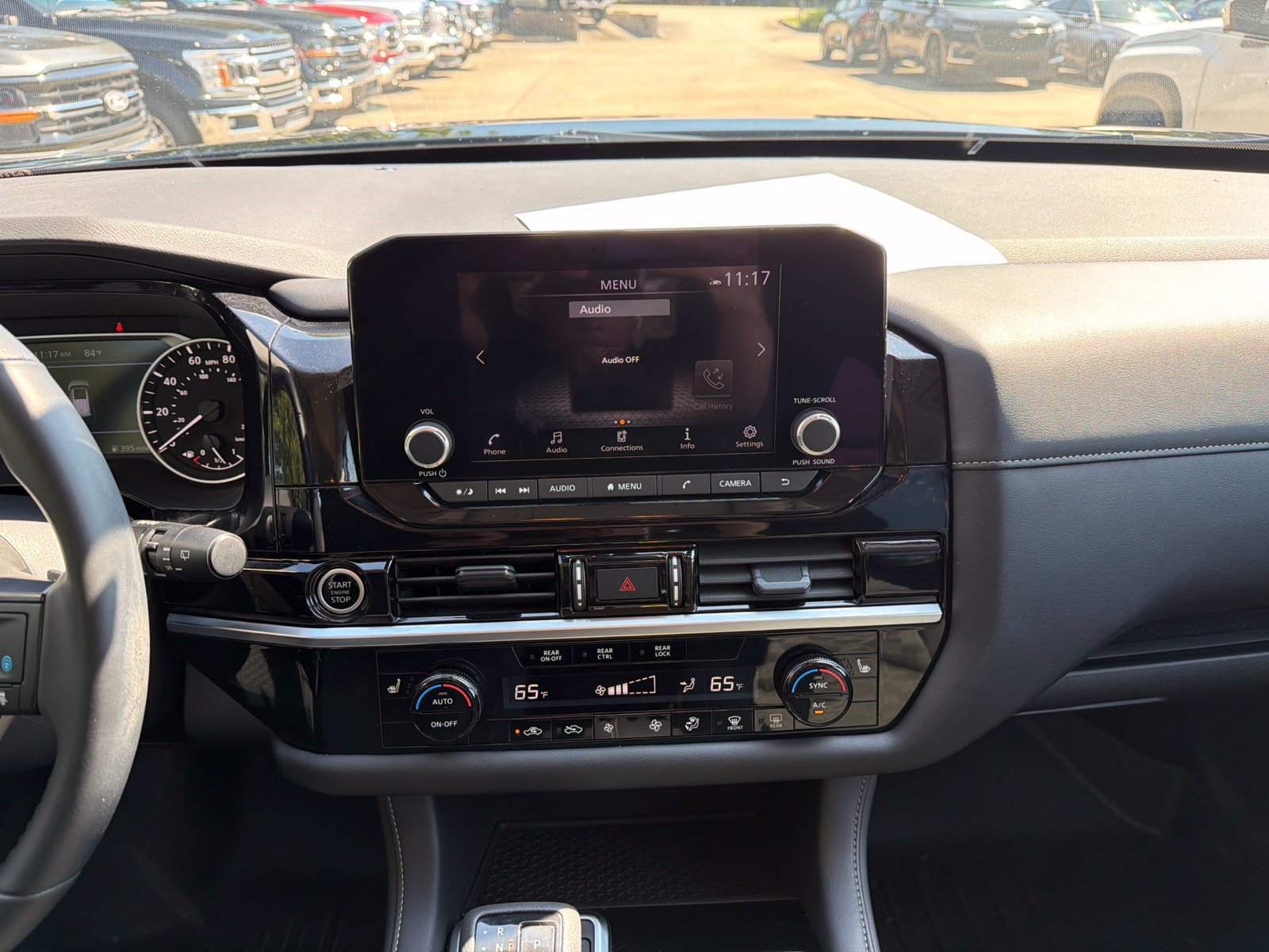 Used 2024 Nissan Pathfinder SV w/ SV Premium Package FWD image 10