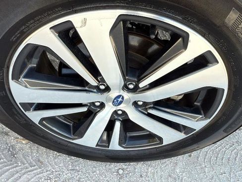 Used 2018 Subaru Outback 2.5i Limited image 15