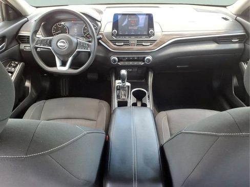 Used 2023 Nissan Altima 2.5 SV FWD image 21