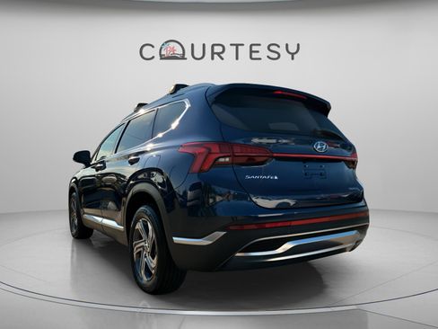 Certified 2023 Hyundai Santa Fe SEL w/ Premium Package image 5
