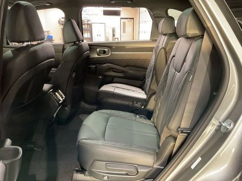 New 2026 Kia Sorento SX Prestige image 25