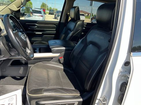 Used 2019 RAM 1500 Laramie AWD/4WD image 34