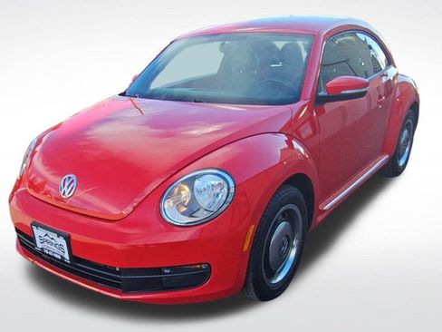 Used 2014 Volkswagen Beetle 2.5 image 4