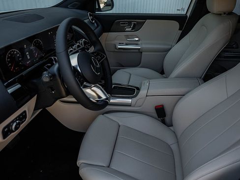 New 2026 Mercedes-Benz GLA 250 4MATIC image 18
