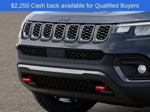 New 2026 Jeep Compass Trailhawk w/ Sun, Sound & Navigation Group AWD/4WD image 13