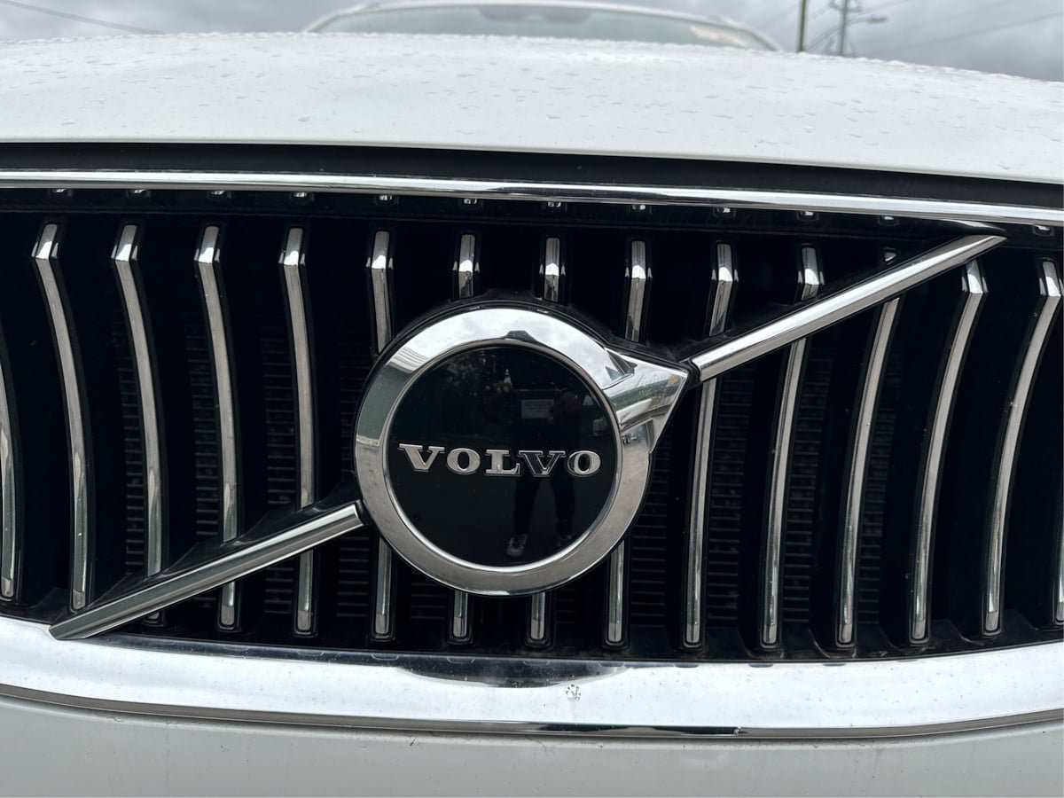 Used 2022 Volvo XC90 T5 Momentum AWD/4WD image 26