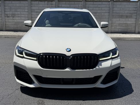 Used 2022 BMW M550i xDrive AWD/4WD image 11